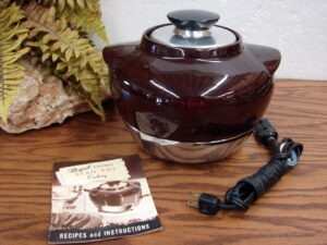Brand New Vintage Art Deco Hall China Regal Electric Bean Pot w/ Recipes