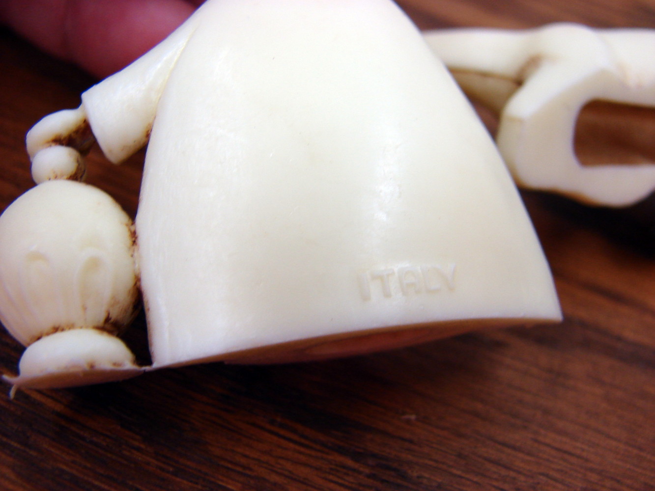 Vintage Nativity Set Holy Family Sigillo Garanzia Ivorine White 10 pcs Italy 1960s - Image 2