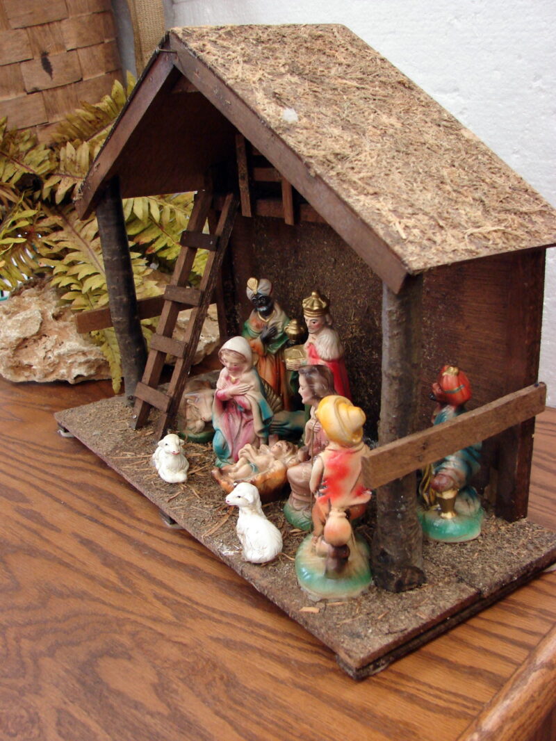 Vintage Japan 4-5&#8243; Nativity Set Wood Creche 12 Figures Hand Painted as is, Moose-R-Us.Com Antiques Collectibles Log Cabin Decor