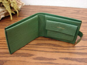 Vintage Small Womans Kashmir Hide Leather Green Wallet