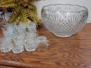 Vintage Gorgeous LE Smith Glass Quintec Pedestal Cake Stand Display, Moose-R-Us.Com Antiques Collectibles Log Cabin Decor