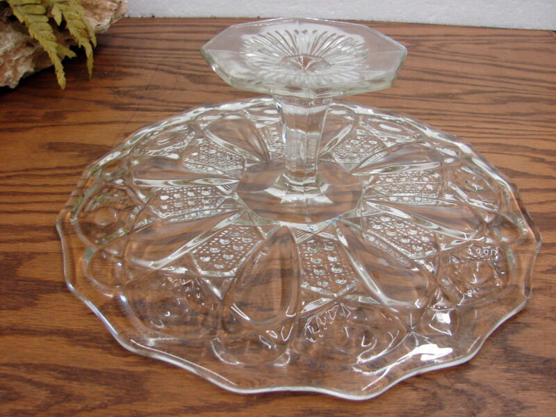 Vintage Gorgeous LE Smith Glass Quintec Pedestal Cake Stand Display, Moose-R-Us.Com Antiques Collectibles Log Cabin Decor