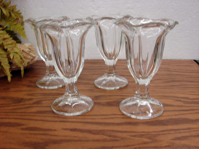 Set/4 Vintage Libbey Tulip Ice Cream Parlor Sundae Glasses Clear, Moose-R-Us.Com Antiques Collectibles Log Cabin Decor