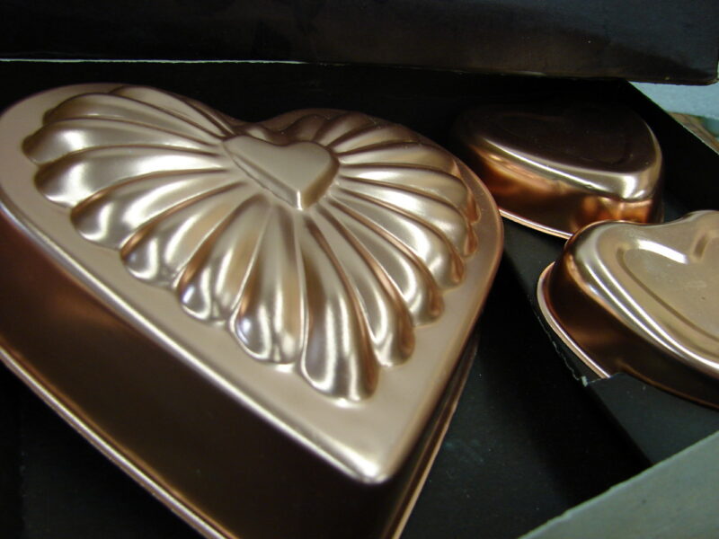 Vintage Mirro Copper Tone Heart Gelatin Jello Mold Set/5, Moose-R-Us.Com Antiques Collectibles Log Cabin Decor