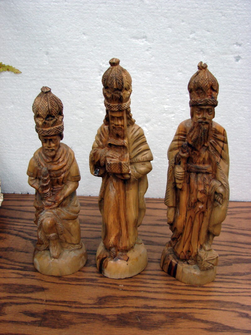 16 pc Vintage Hand Carved Olive Wood from Holy Land Nativity Set, Moose-R-Us.Com Antiques Collectibles Log Cabin Decor