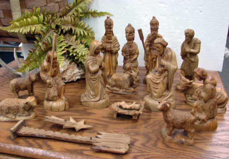 16 pc Vintage Hand Carved Olive Wood from Holy Land Nativity Set, Moose-R-Us.Com Antiques Collectibles Log Cabin Decor