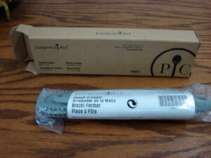 Pampered Chef Chillzanne 24 Deviled Egg Keeper Storage 3 Piece, Moose-R-Us.Com Antiques Collectibles Log Cabin Decor