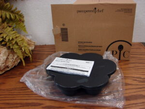 Pampered Chef Chillzanne 24 Deviled Egg Keeper Storage 3 Piece, Moose-R-Us.Com Antiques Collectibles Log Cabin Decor