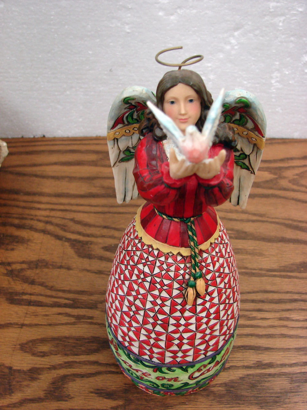 Jim Shore Heartwood Creek Peace on Earth Angel #C4005273 - Image 2