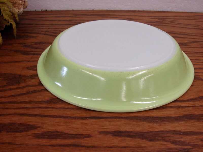Vintage PYREX Lime Green #209 Pie Plate 8 1/2&#8243;, Moose-R-Us.Com Antiques Collectibles Log Cabin Decor