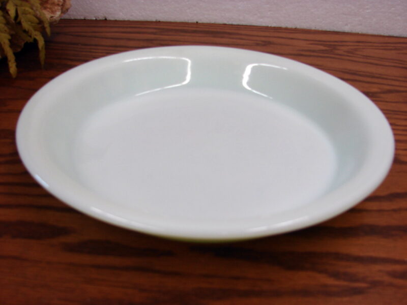 Vintage PYREX Lime Green #209 Pie Plate 8 1/2&#8243;, Moose-R-Us.Com Antiques Collectibles Log Cabin Decor