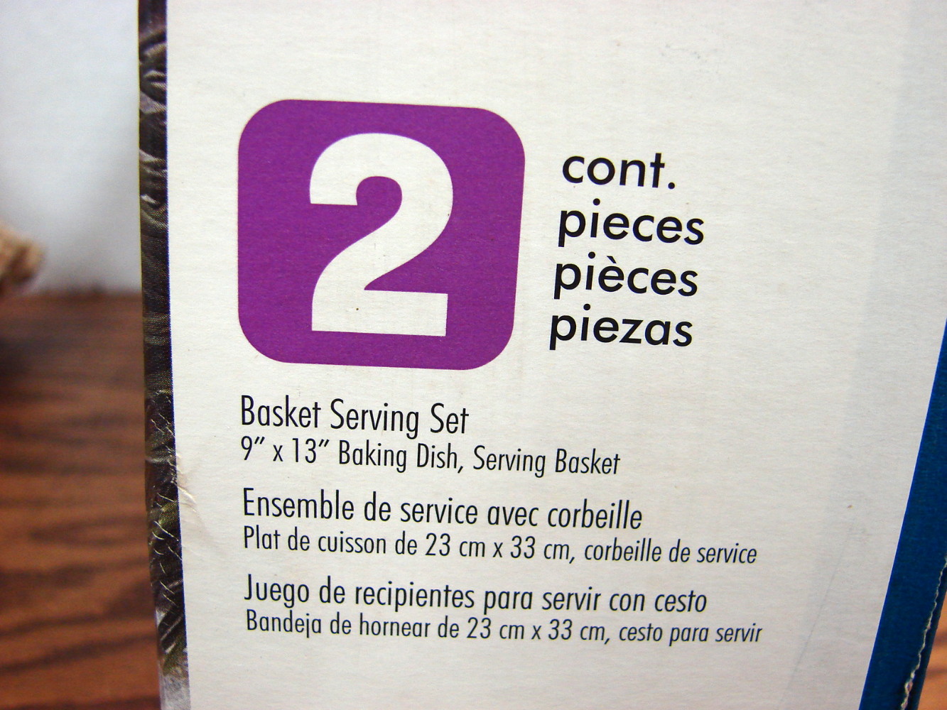 NIB Snowflake pyrex 2 Pc Serveware Set 9 x 13 Baking Dish Pan and Serving Carrier - Image 2