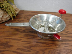 Vintage Mid Century Warmer Tray Warm-O-Tray Buffet Electric Serving Board, Moose-R-Us.Com Antiques Collectibles Log Cabin Decor