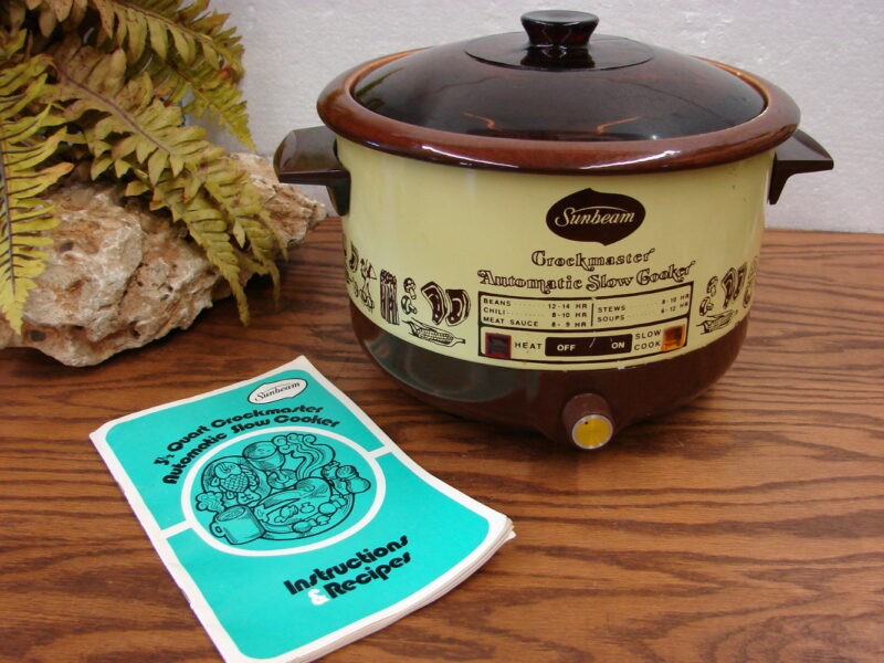 Vintage Sunbeam Crockmaster 5 Quart Crock Pot Automatic Slow Cooker Tested, Moose-R-Us.Com Antiques Collectibles Log Cabin Decor
