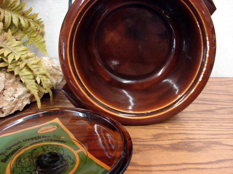 Vintage Sunbeam Crockmaster 5 Quart Crock Pot Automatic Slow Cooker Tested, Moose-R-Us.Com Antiques Collectibles Log Cabin Decor