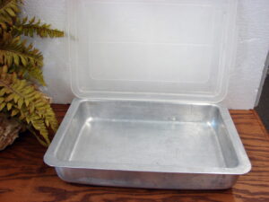 Vintage Wear-Ever Aluminum Air-Bake Insulated Bakeware 13 x 9 AirBake Pan w/ Lid