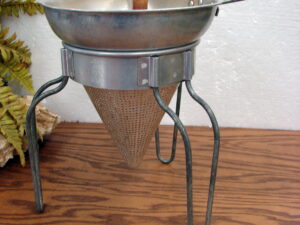 Vintage Wear-Ever Hallite Aluminum Pan With Copper Twist Handles Lid #2107, Moose-R-Us.Com Antiques Collectibles Log Cabin Decor