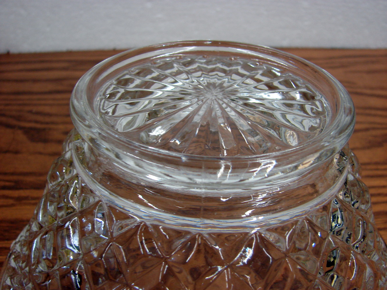 Vintage Anchor Hocking Wexford Pedestal Bowl 8 x 4" - Image 2