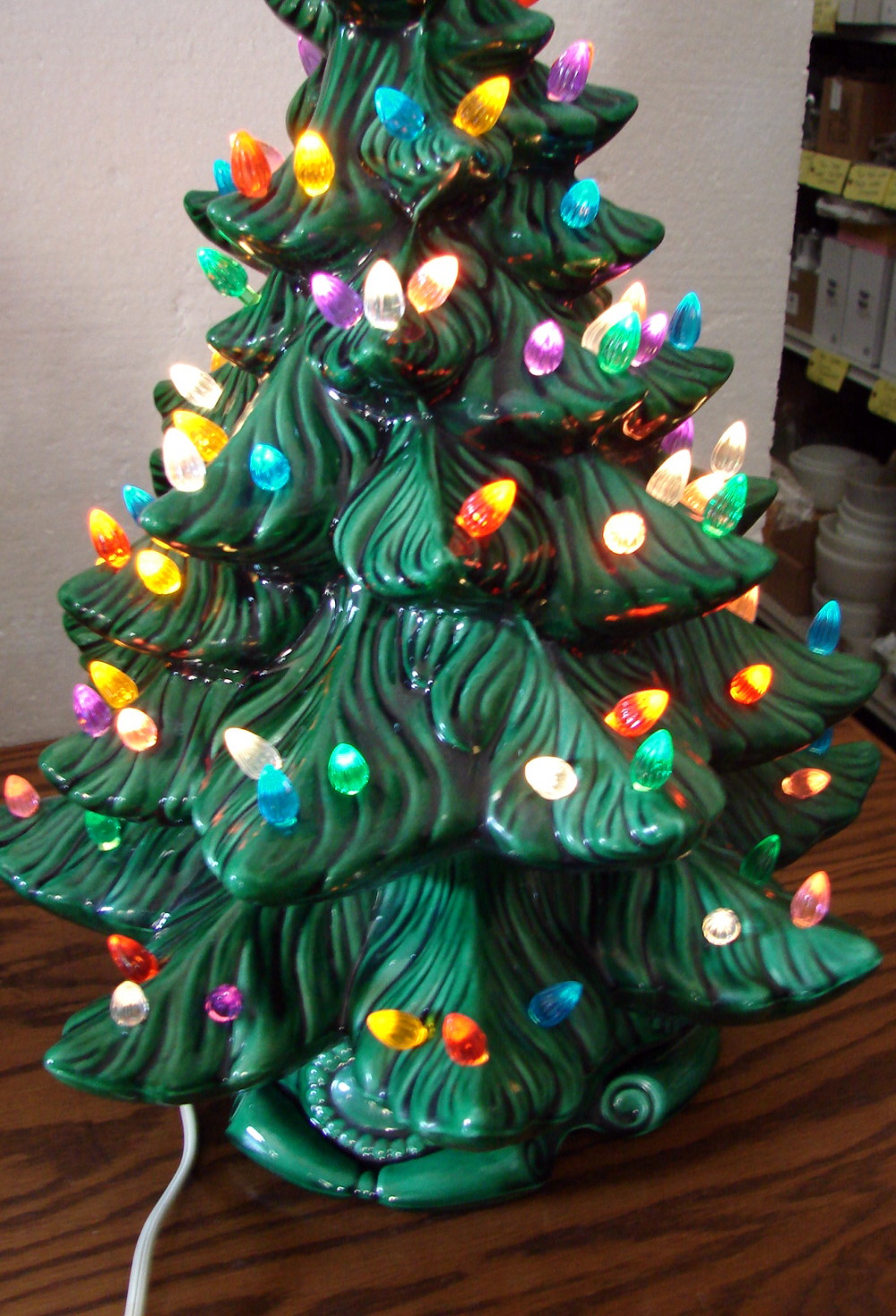 Vintage Ceramic Christmas Tree Light Up Atlantic Mold Multi Color Bulbs w/ Base 18" - Image 2