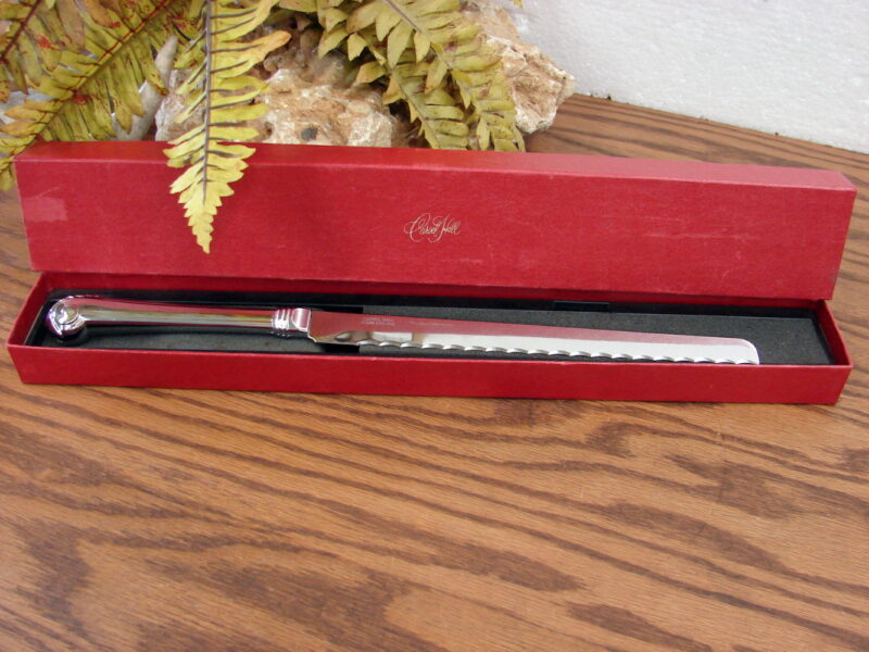 Brand New Carvel Hall George Washington Towle Silver Bread Knife in Box, Moose-R-Us.Com Antiques Collectibles Log Cabin Decor