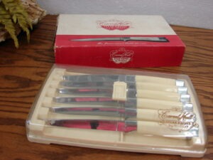 Brand New Vintage GE Electric Knife EK-9 Small Handle Slicing Original Box, Moose-R-Us.Com Antiques Collectibles Log Cabin Decor