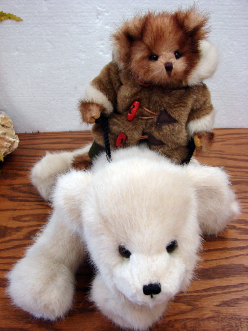 Like New Retired Bearington Willy &#038; Chilly Bear Riding Polar Bear Jointed, Moose-R-Us.Com Antiques Collectibles Log Cabin Decor