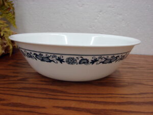 Vintage Corning Ware Corelle Old Town Blue Onion 10" Serving Bowl
