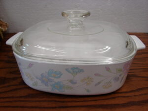 Vintage Corning Ware Corelle Pastel Bouquet 2 Liter Casserole w/ PYREX Lid