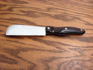 Vintage Cutco 68 Cheese Knife Spreader Swirl Handle