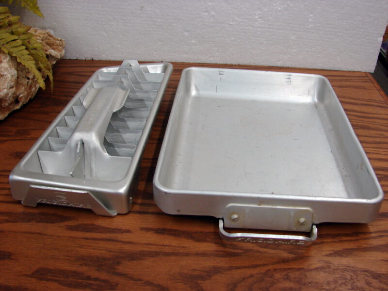 Vintage Frigidaire Quickube Meat Ice Cube Tray Retro Aluminum Logo End Handle, Moose-R-Us.Com Antiques Collectibles Log Cabin Decor