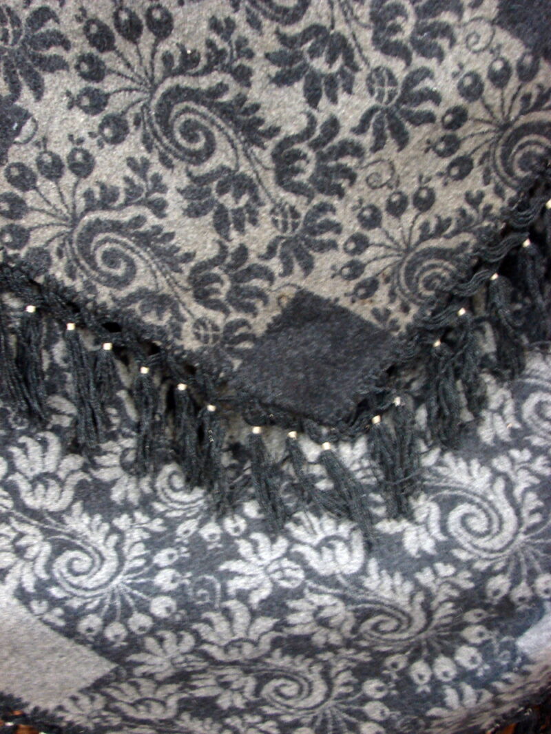 Black Grey 66 X 66 Square Wool Blanket Throw Shawl Tablecloth Tied Fringe Tassels, Moose-R-Us.Com Antiques Collectibles Log Cabin Decor