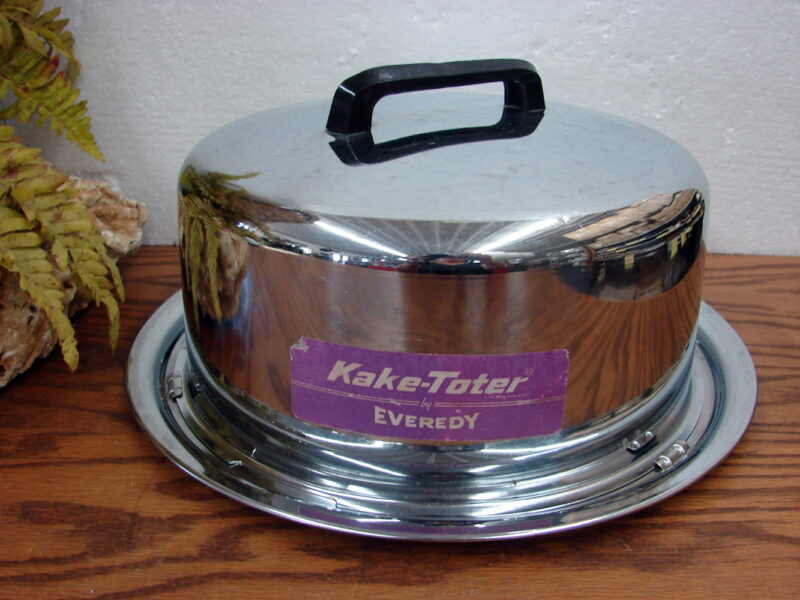 Brand New Vintage Everedy Kake-Toter Aluminum Metal Cake Carrier Locking Lid Label, Moose-R-Us.Com Antiques Collectibles Log Cabin Decor