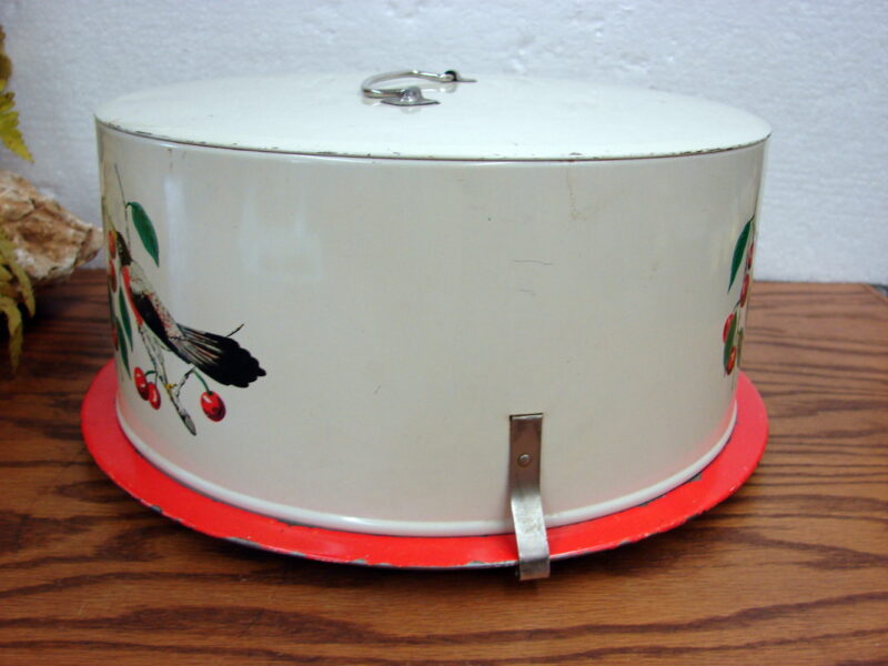 Vintage Robin Bird Decorated Maid of Honor Cake Carrier Pan w/Locking Lid USA, Moose-R-Us.Com Antiques Collectibles Log Cabin Decor