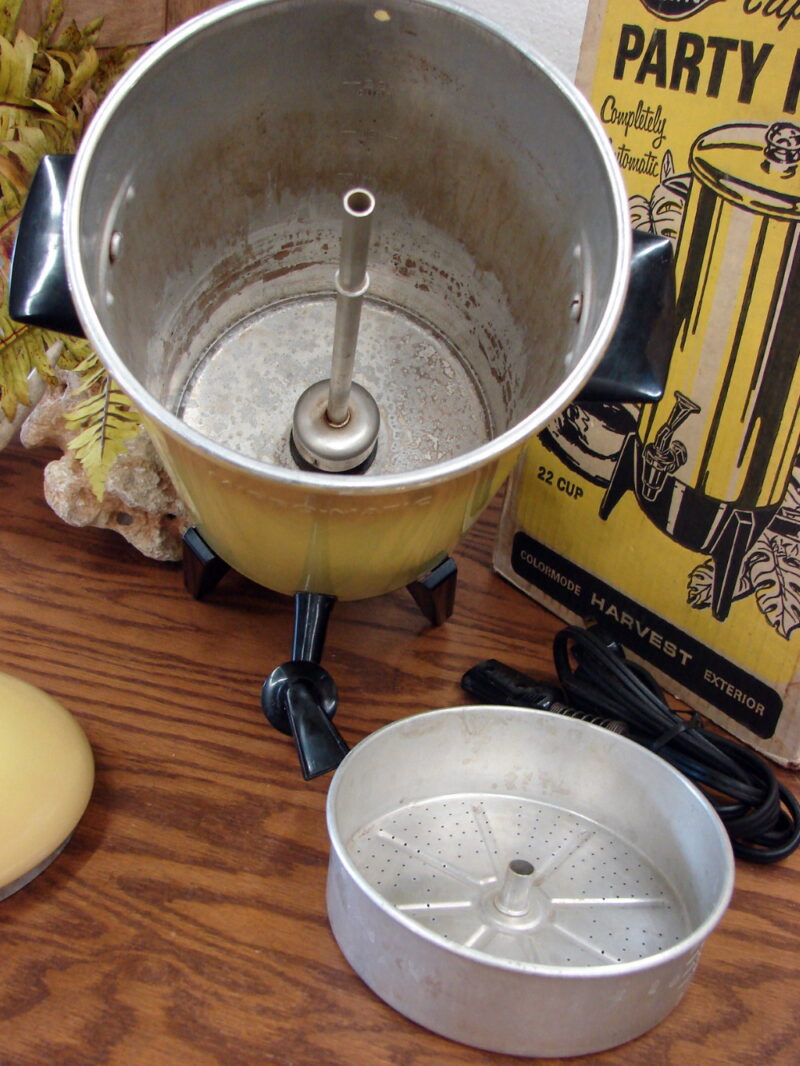 Vintage Mirro-Matic Party Perk Gold Fade 22 Cup Automatic Electric Coffee Percolator Box, Moose-R-Us.Com Antiques Collectibles Log Cabin Decor