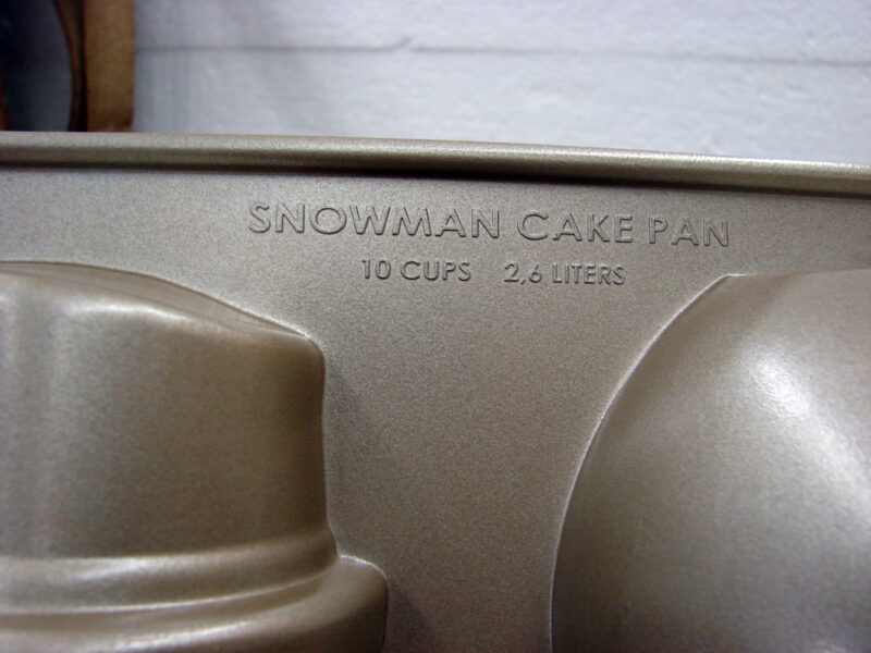 Nordic Ware 3-d Snowman Cake Pan Baking Mold 10 cup Non-stick William Sonoma, Moose-R-Us.Com Antiques Collectibles Log Cabin Decor