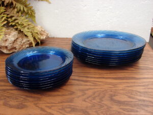 Set/8 Retired PYREX Festiva Cobalt Blue Glass Swirl Salad or Dinner Plate