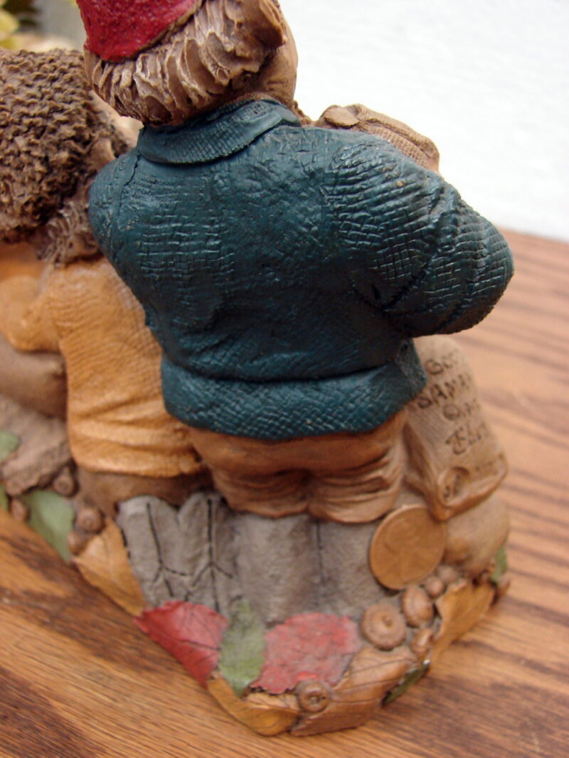 Retired Tom Clark Gnome Good Samaritans Pecan Resin Figurine 1992 Cairn Studios, Moose-R-Us.Com Antiques Collectibles Log Cabin Decor