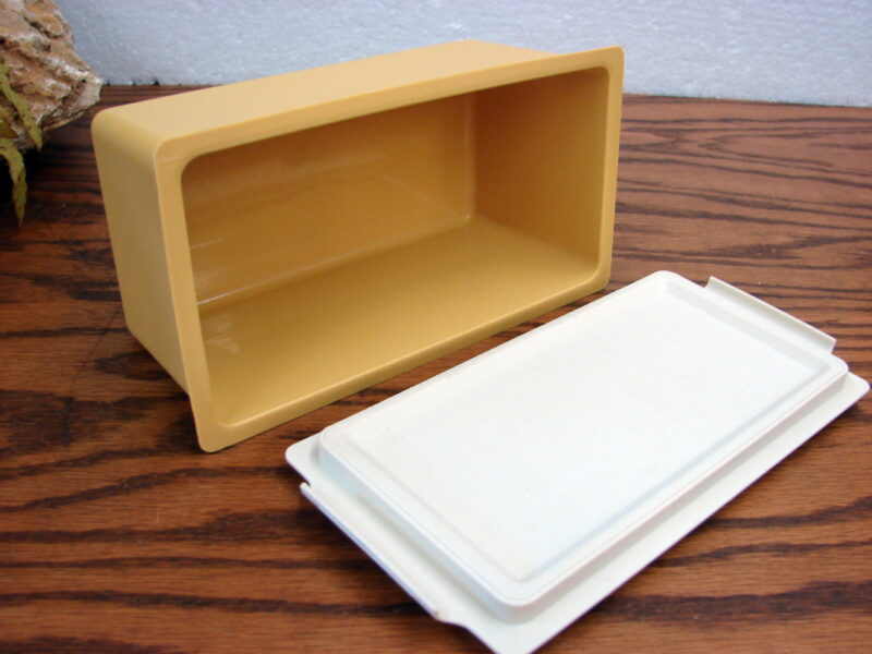 Vintage Kitchen Tupperware Harvest Gold One Pound Butter Keeper Dish &#038; Lid 639 638, Moose-R-Us.Com Antiques Collectibles Log Cabin Decor