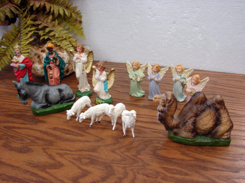 24 pc Vintage Handpainted Japan Italy Nativity Pieces Various Angels Figurines, Moose-R-Us.Com Antiques Collectibles Log Cabin Decor