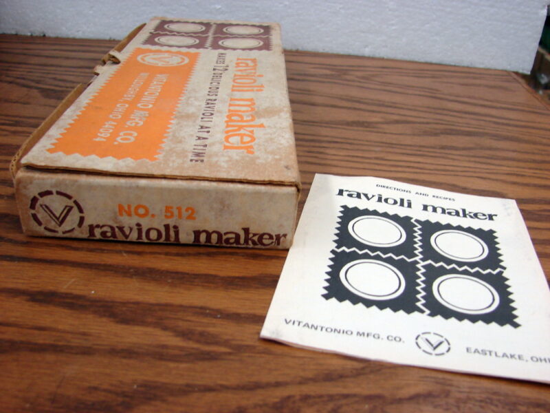 Complete Vintage Vitantonio 2 pc Ravioli Maker Original Box Instructions #512, Moose-R-Us.Com Antiques Collectibles Log Cabin Decor