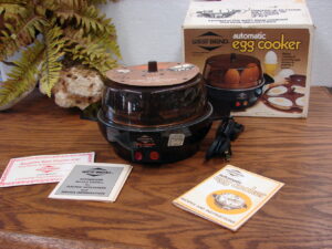 Brand New Vintage West Bend Electric Automatic Egg Cooker #5820 Easy Poach Boil