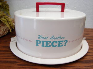 Like New Retired Cake Boss Metal Locking Cake Carrier Want Another Piece?