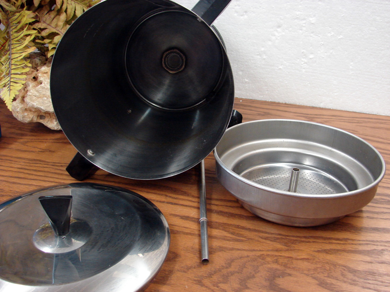 Vintage Cory 8-30 Cup Chrome Stainless Party Perc Automatic Coffee Percolator - Image 3