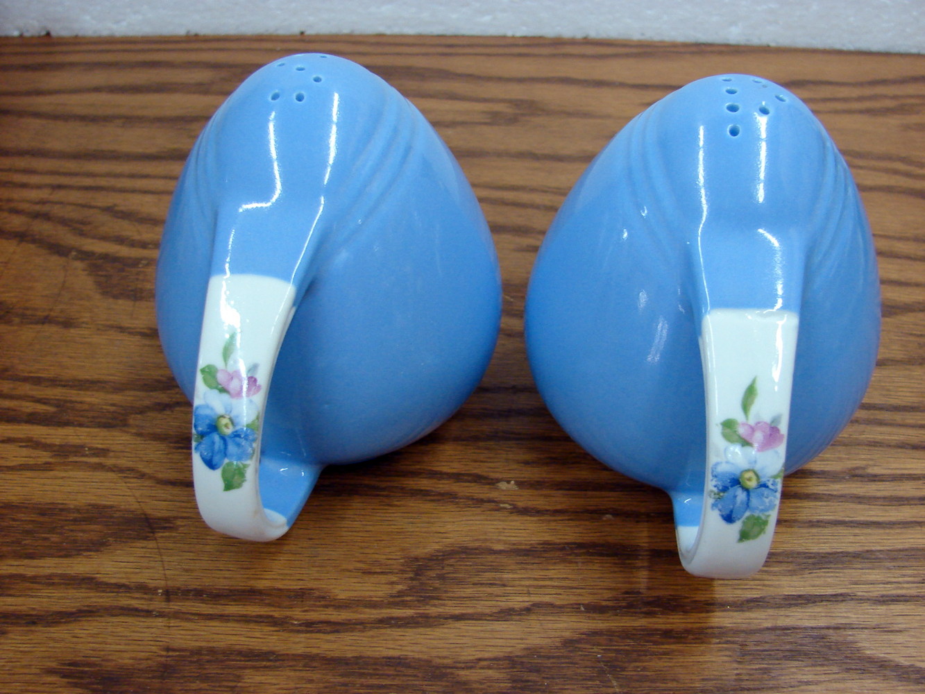 Vintage Hall's China Sani-Grid Rose Parade Blue Flower Salt Pepper Shakers - Image 2