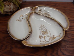 Vintage Hoenig of California Three Section Divided Serving Tray Fruit Design #500 USA
