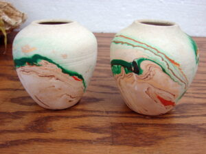 Set/2 Vintage Nemadji Pottery Matching Swirl 3" Mini Bulbous Vases