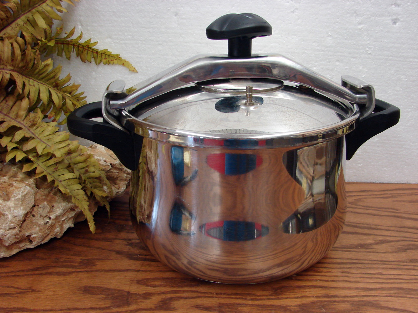 Pro Selections Low Pressure Magic Chicken Bucket Fryer Complete w/ Book