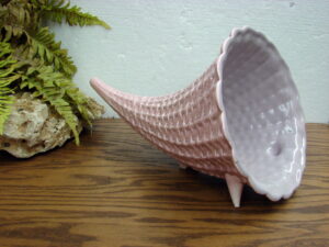 Vintage Red Wing Pottery #442 MCM Pink Footed Horn of Plenty Cornucopia
