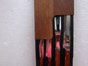 Set/4 Washington Forge Town and Country Fleetwood Knife Fork Wall Mount Rack