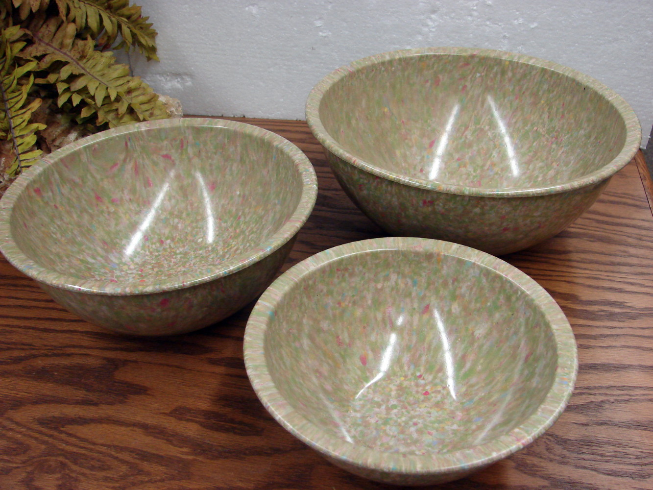Set/3 Vintage Brookpark Sage Green Confetti Melamine Melmac Nest Mixing Bowls - Image 5